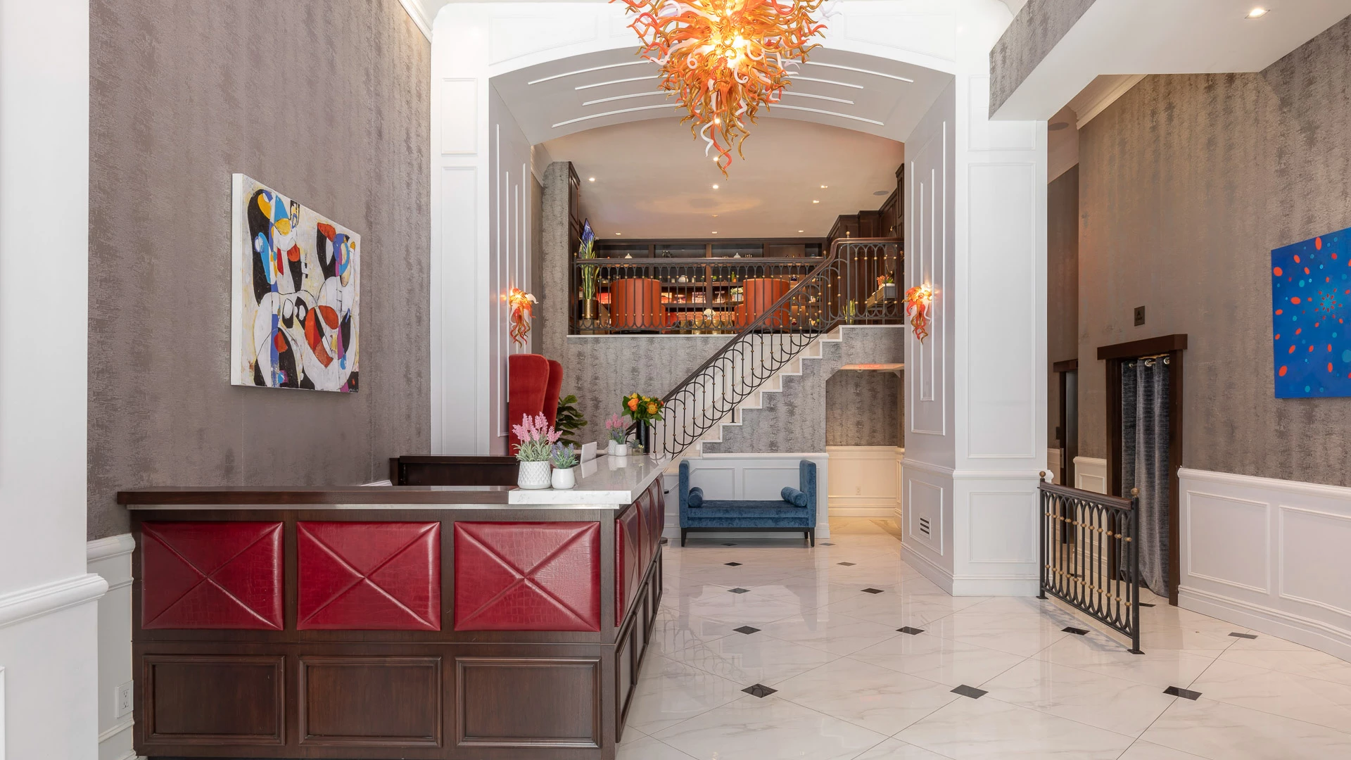 Broadway Plaza Hotel — gallery preview 1