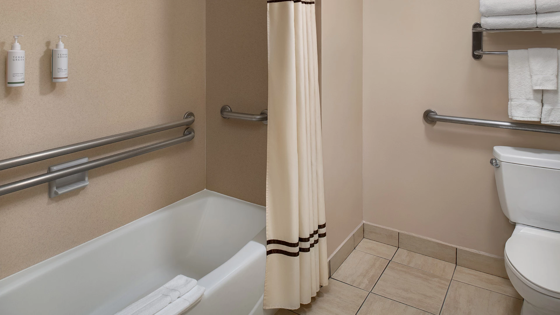Cortona Inn and Suites Anaheim Resort — photo 20 of 60