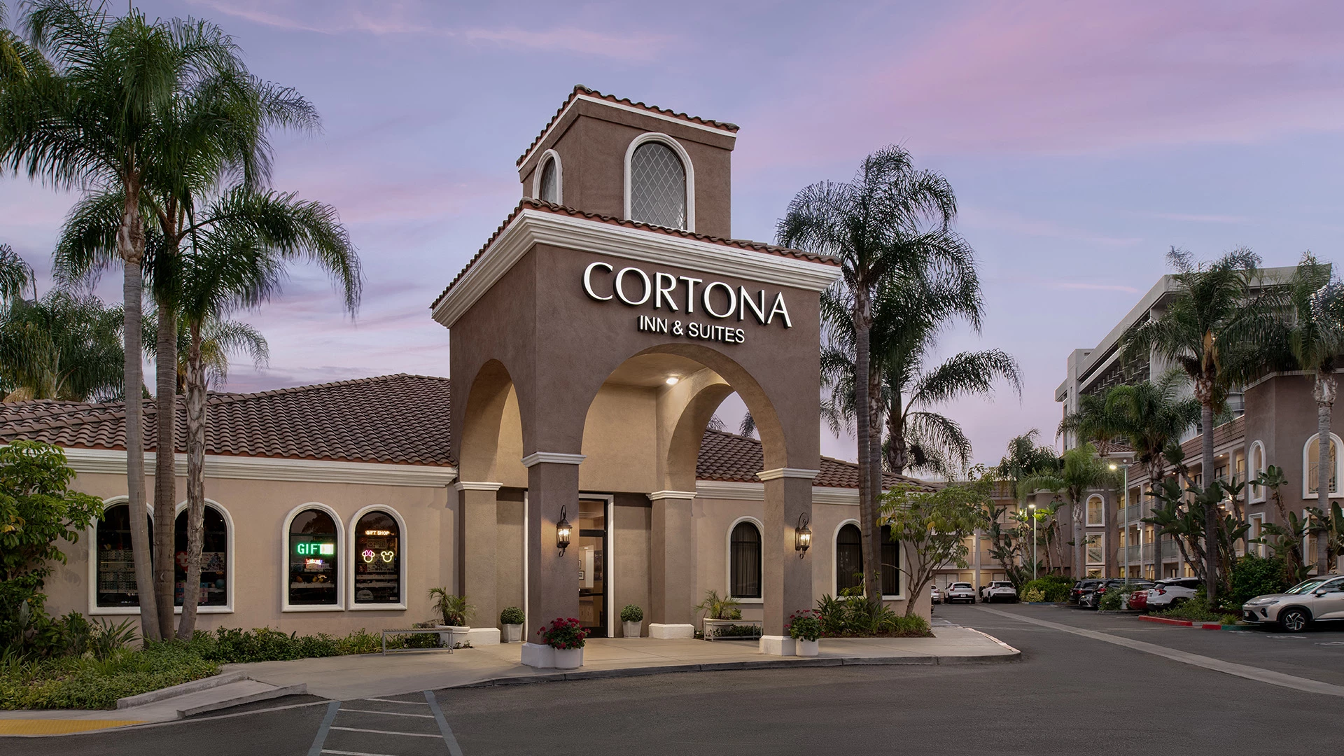 Cortona Inn and Suites Anaheim Resort — photo 21 of 60