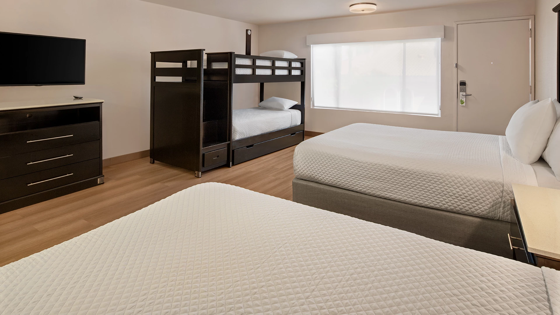 Cortona Inn and Suites Anaheim Resort — photo 42 of 60