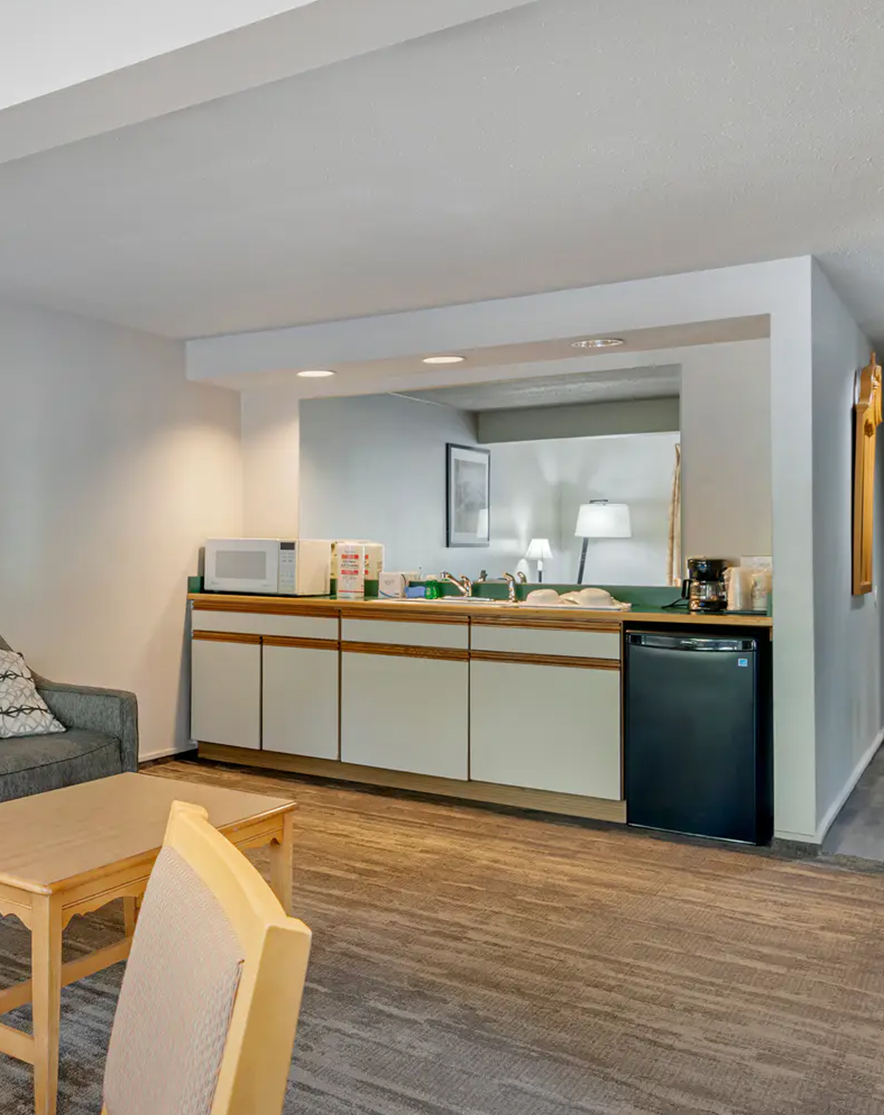 Granisel Inj Green Granite Inn | Kahuna Laguna
