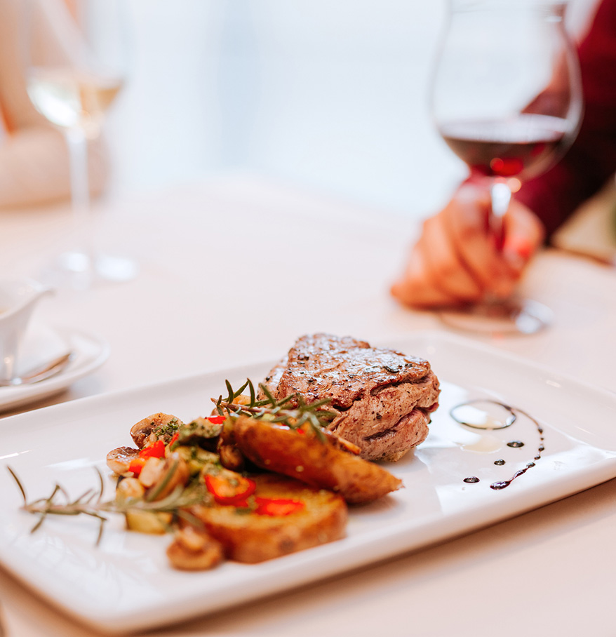 lanternhotel homepage trs onsiterestaurant