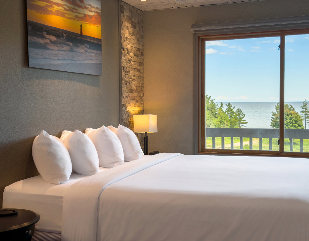 manistique sands motel lake view one king room6 2