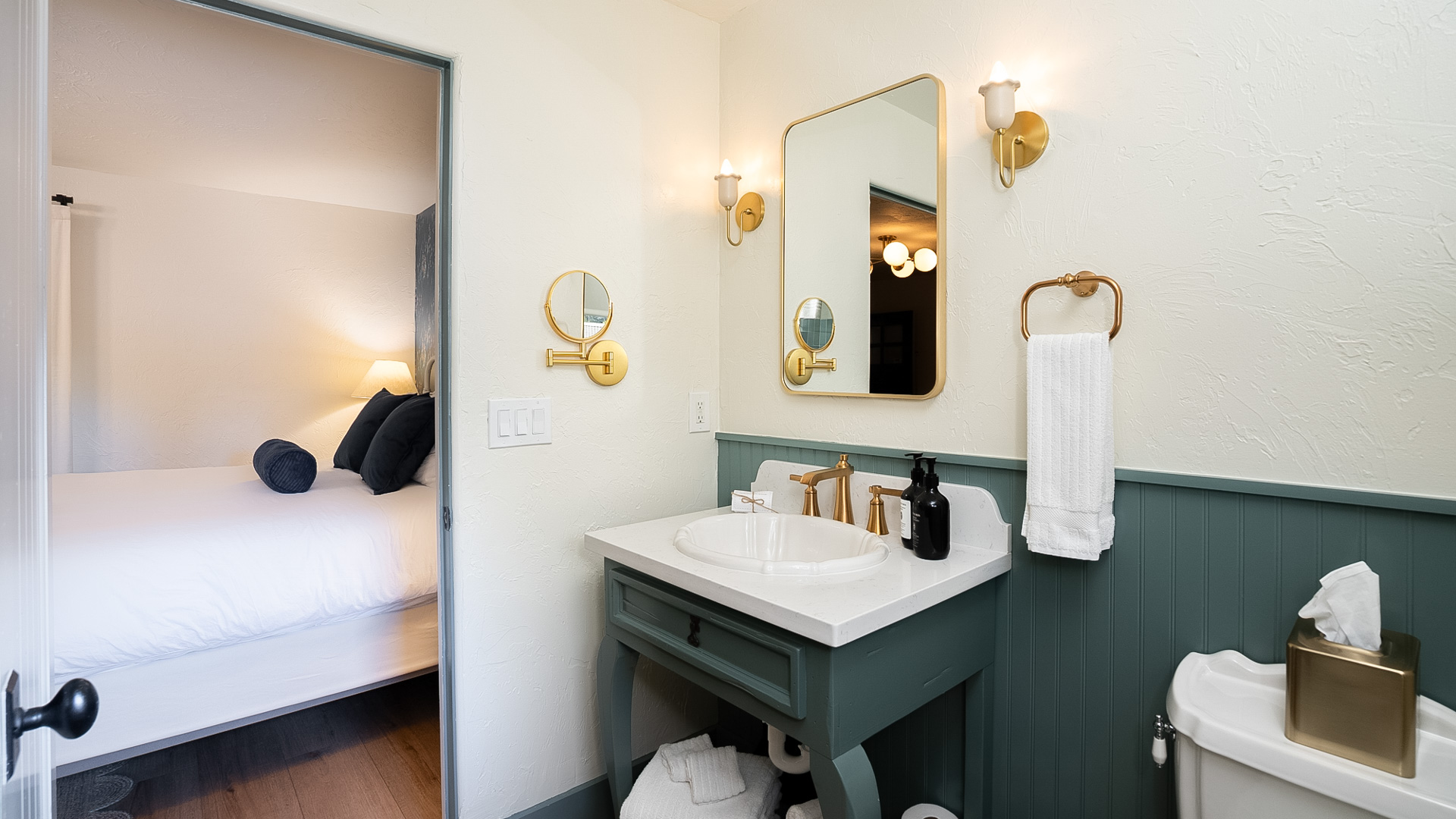 Petit Soleil - Bed, Breakfast and Bar — photo 9 of 60