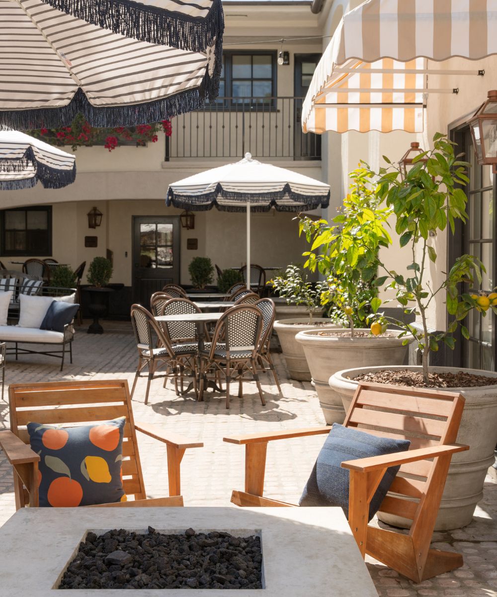 Petit Soleil boutique bed and breakfast courtyard San Luis Obispo