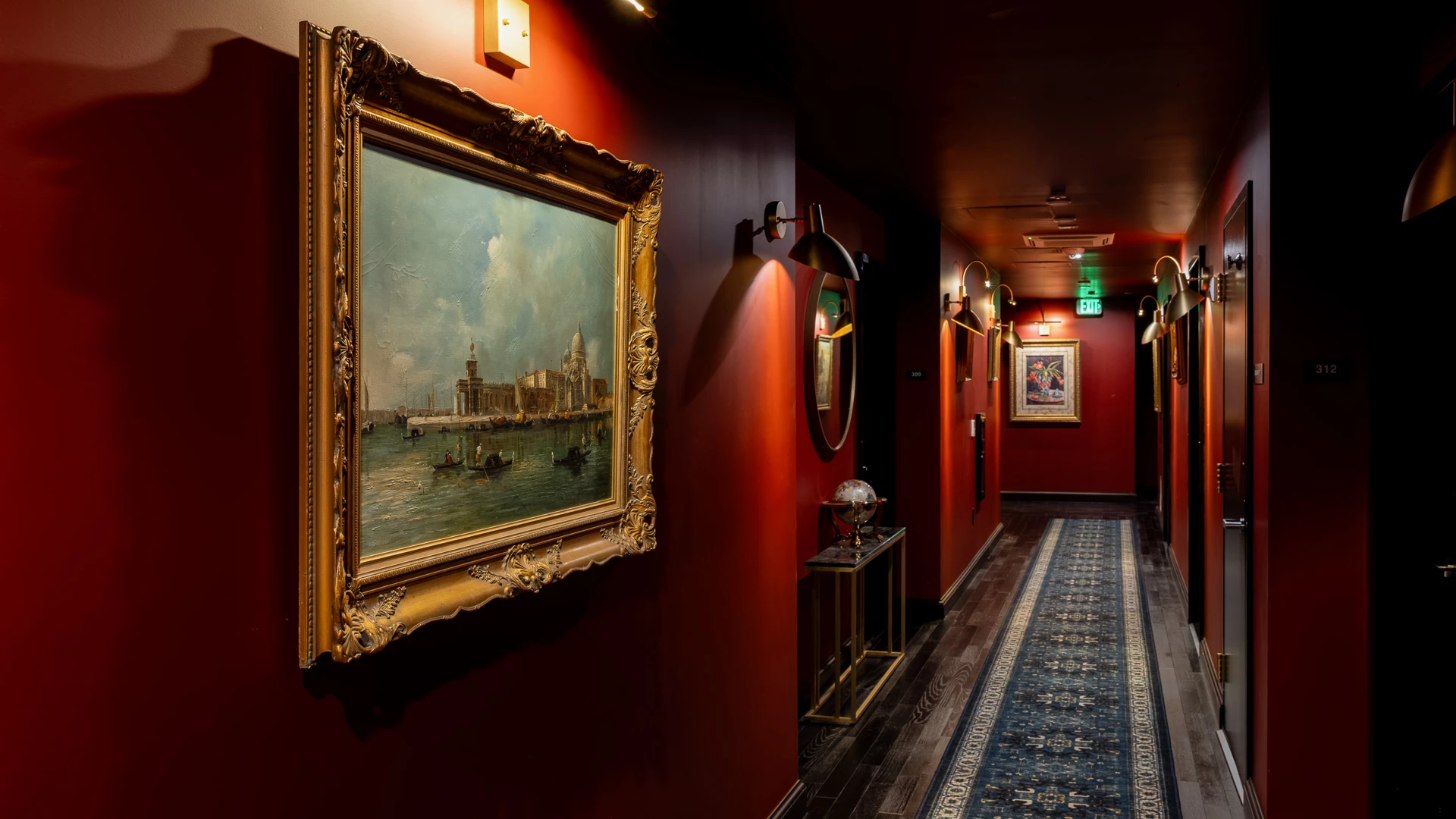 Whisky Hotel Hollywood — photo 10 of 56