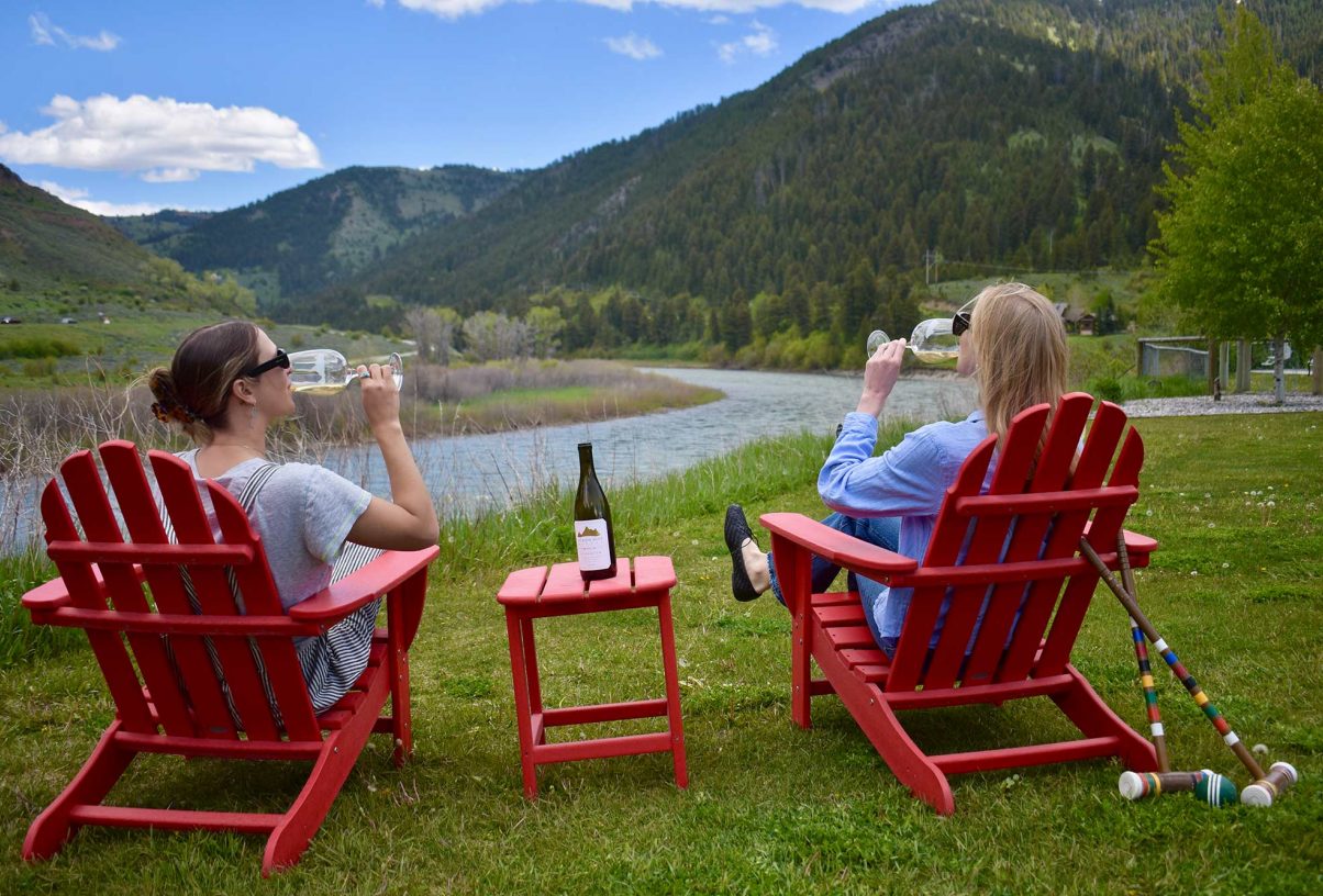ASTORIA HOT SPRINGS TASTING ROOM