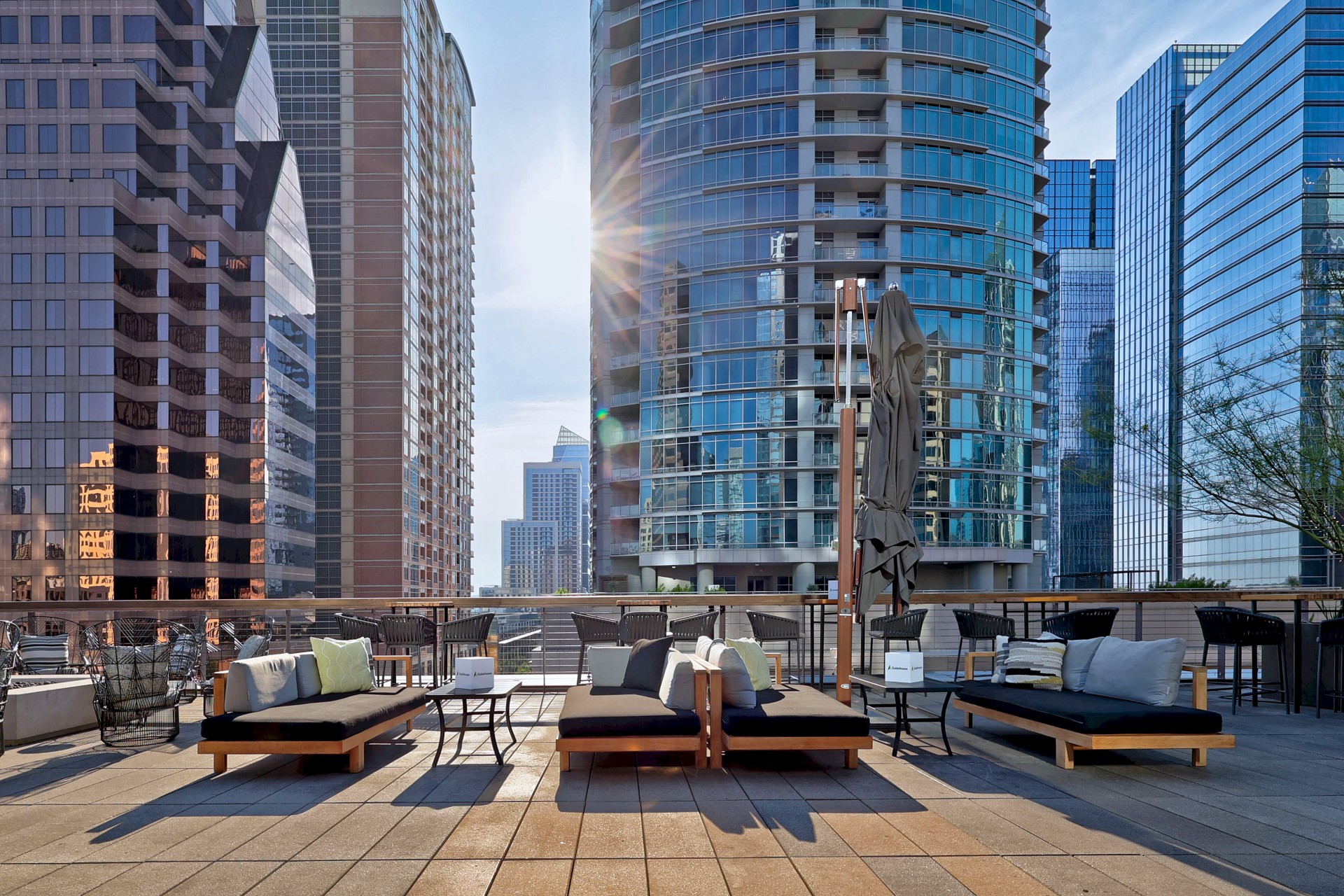 Elevated Oases: Edge Rooftop Lourdes Over Congress & Lady Bird