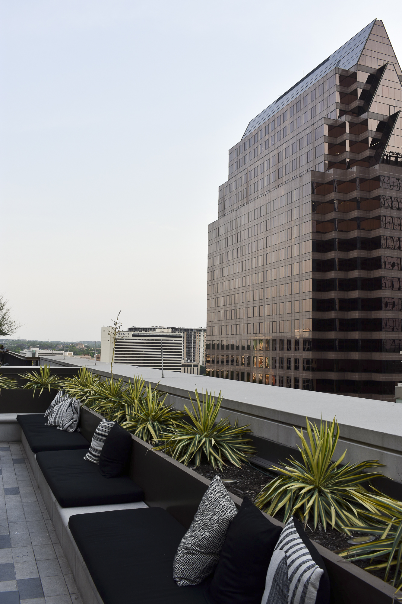 Yelp: Scenic Bars & Restaurants in Austin – Edge Rooftop