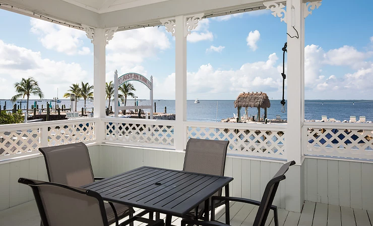 amoray home top reasons stay by the sea