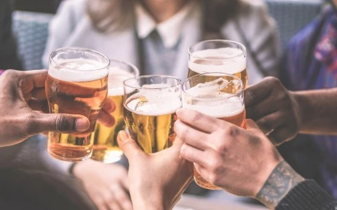 beer cheers