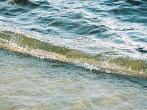 a close up of a wave