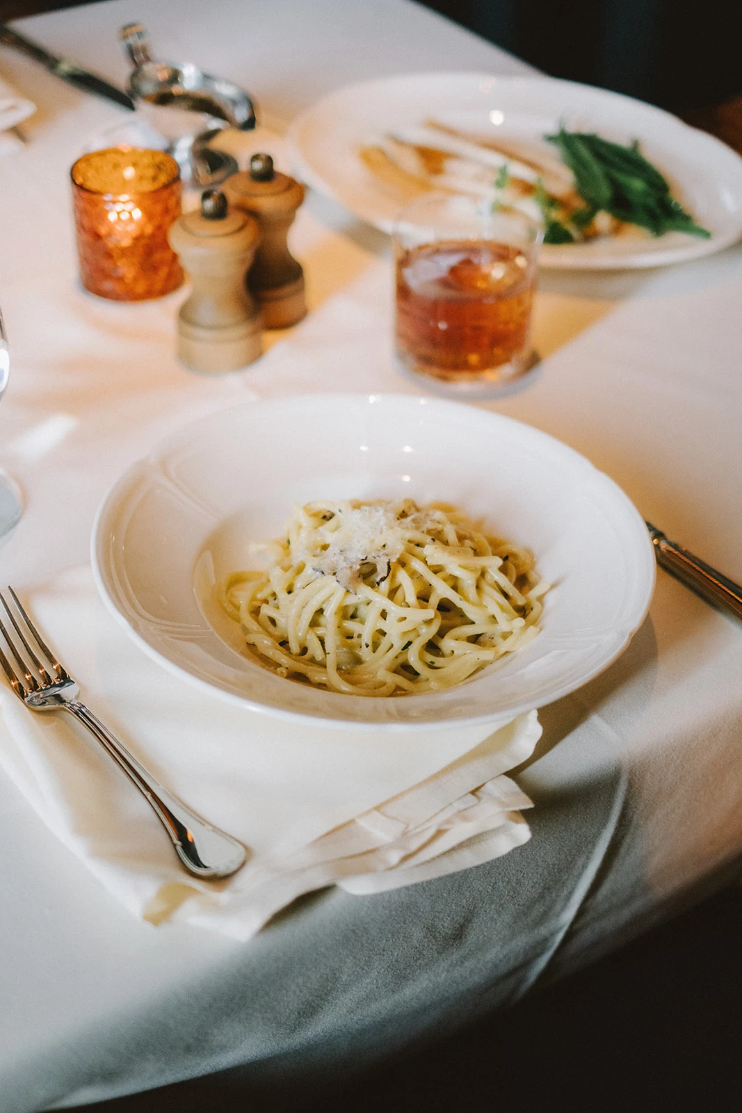 a plate of spaghetti on a table