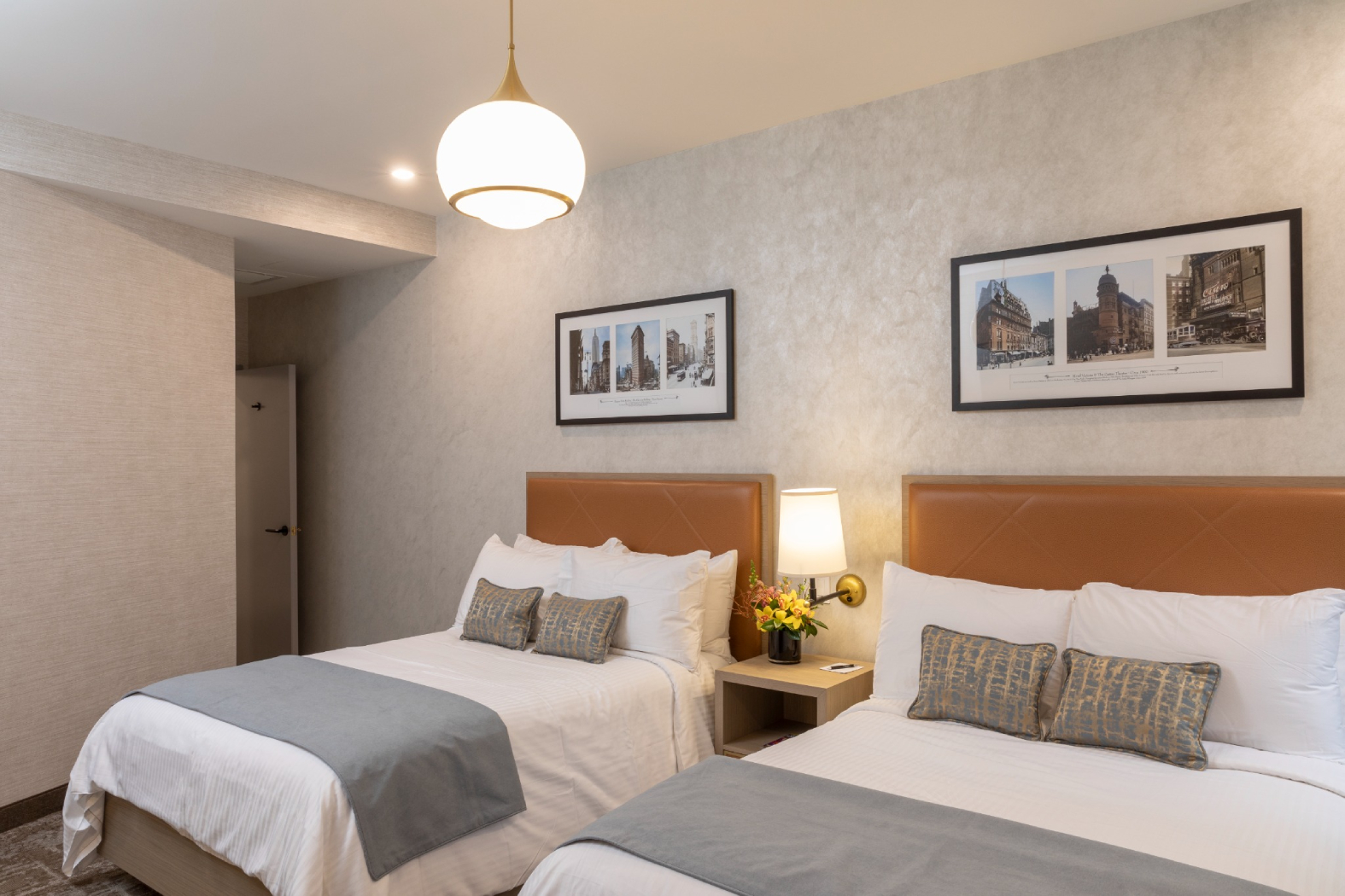 Hotel Rooms in Manhattan Broadway Plaza Hotel