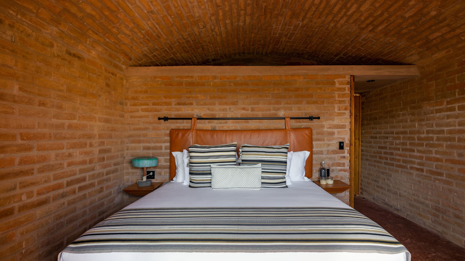 Atico | Bruma Wine Resort | Official Website, image size:1920x1080