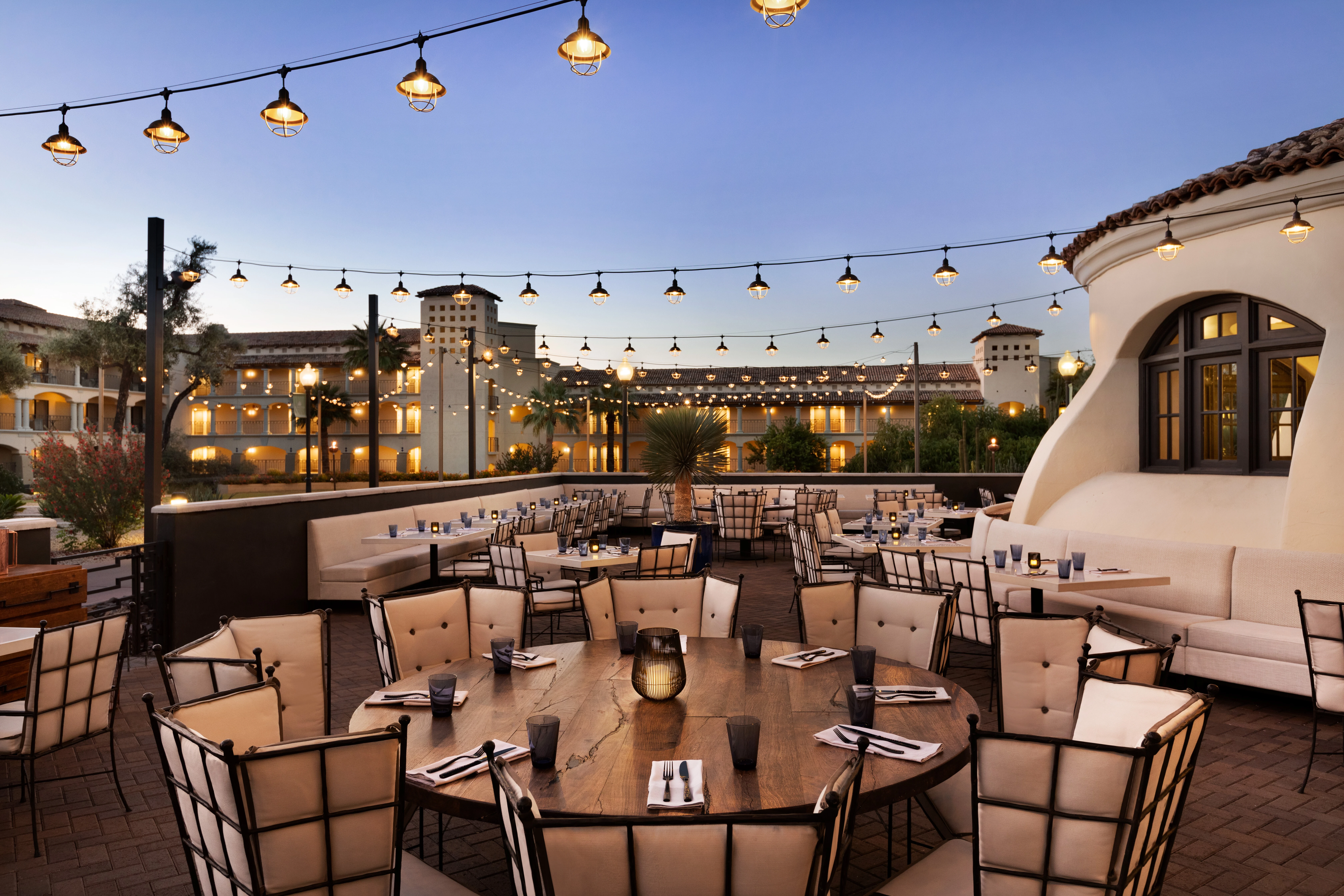 fairmont scottsdale princess la hacienda restaurant exterior 1418882 2 63b85cd991751
