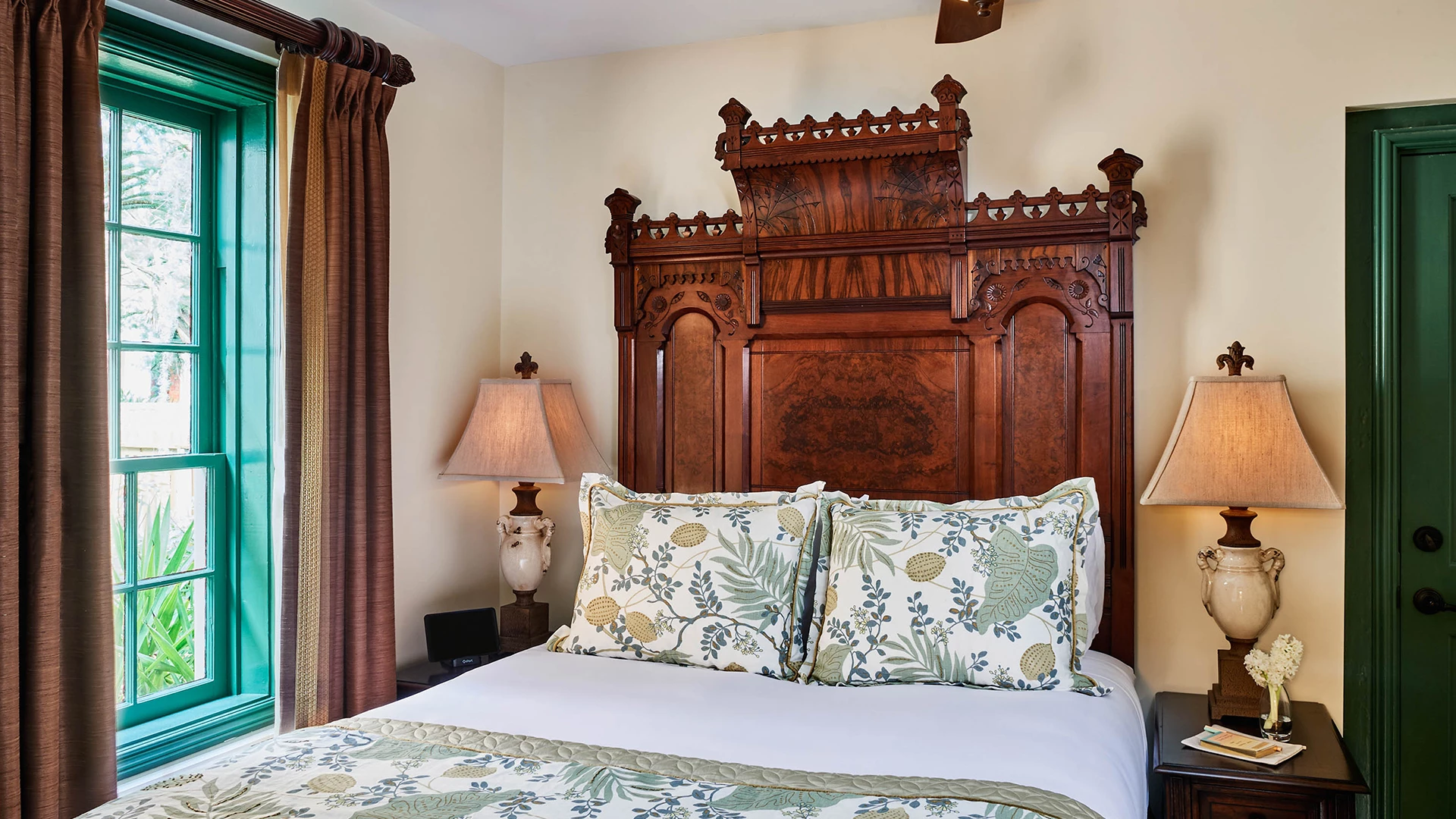 The Collector Luxury Inn & Gardens — photo 6 of 60