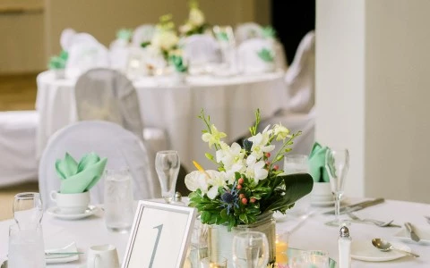 table 1 wedding set up