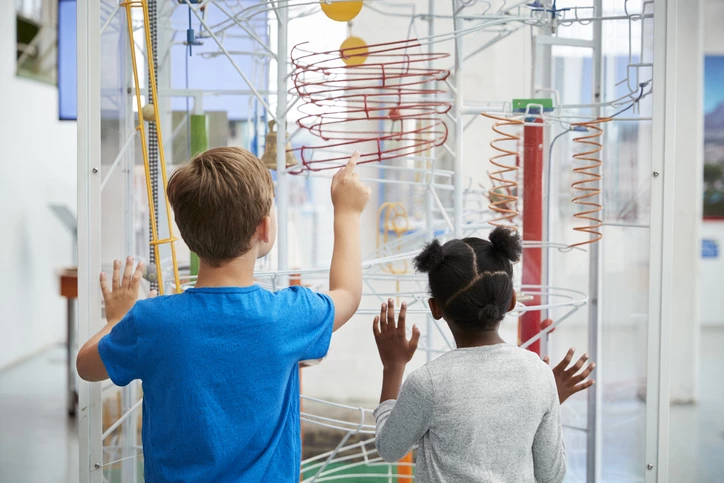 children at science museum