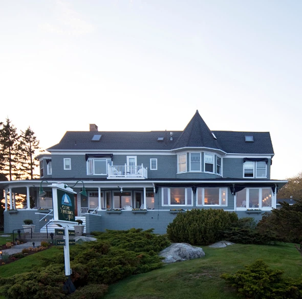 Cape Arundel Inn & Resort