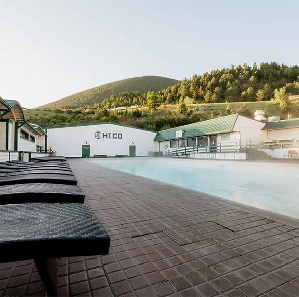 Chico Hot Springs Resort