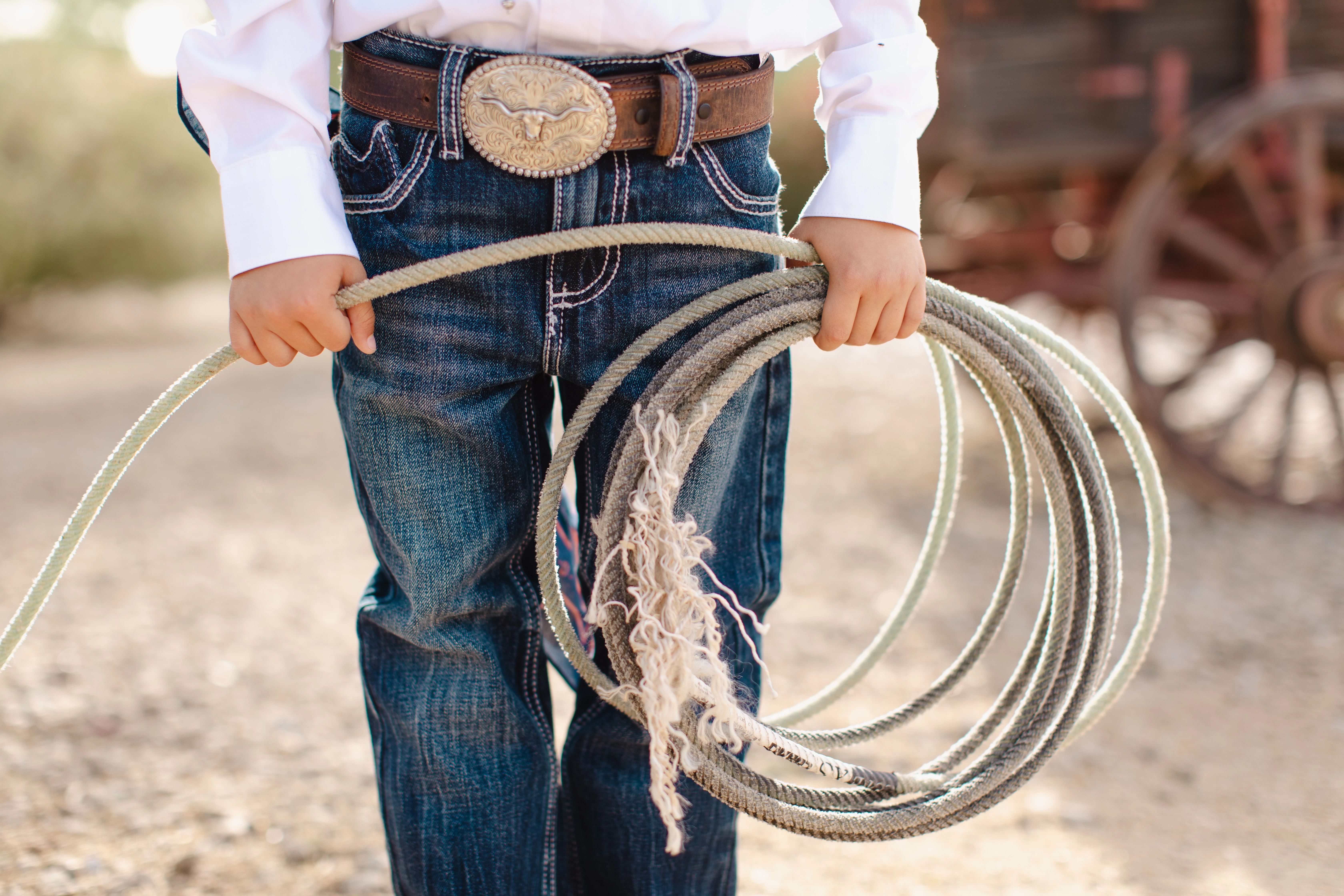 a person holding a rope