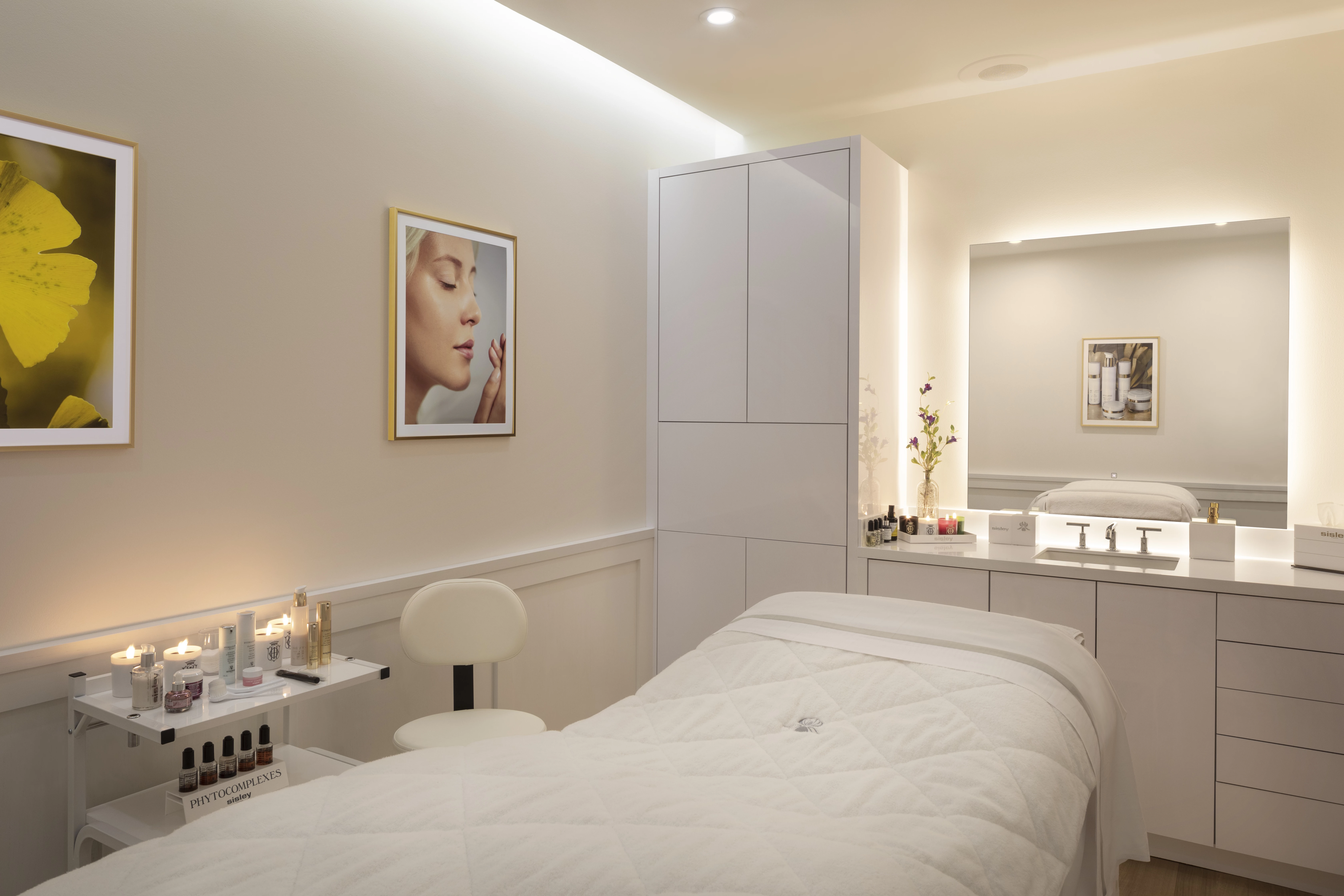 saffron treatment room