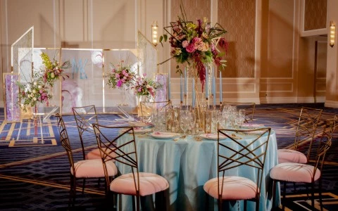 wedding table with flowers and wedding decor 23