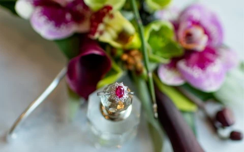 up view of wedding flowers a perfume 3