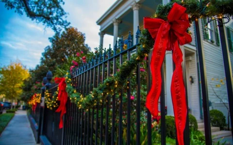holiday decor new orleans