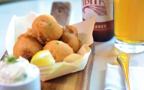 a plate of fried food44