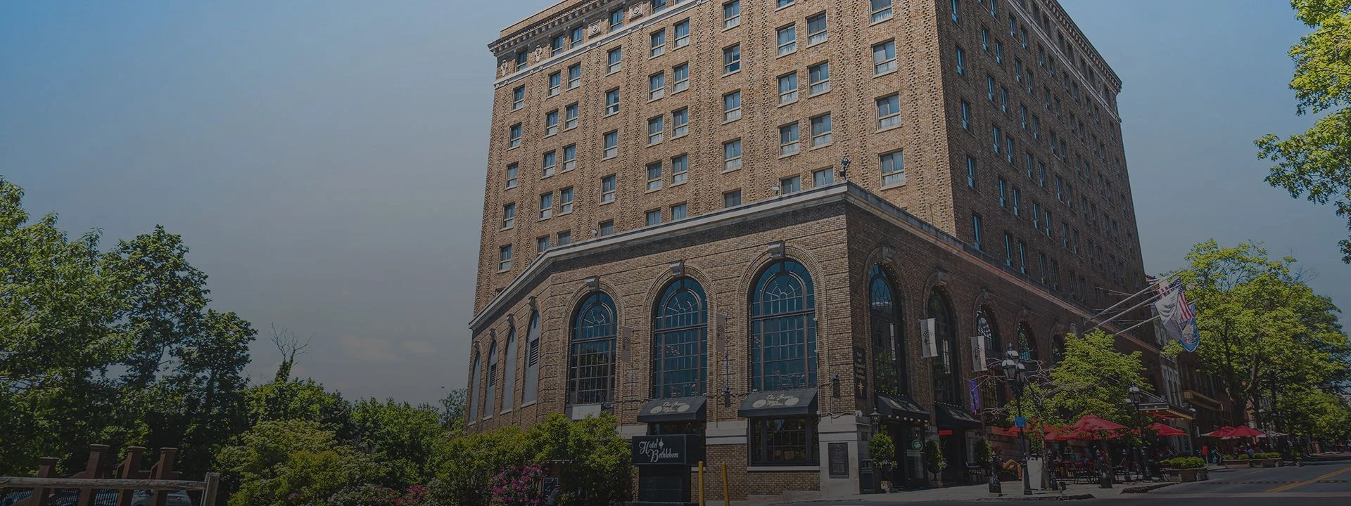a building with many windows