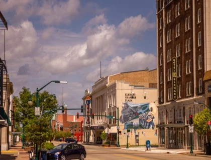 downtown elkkart chamber plaza
