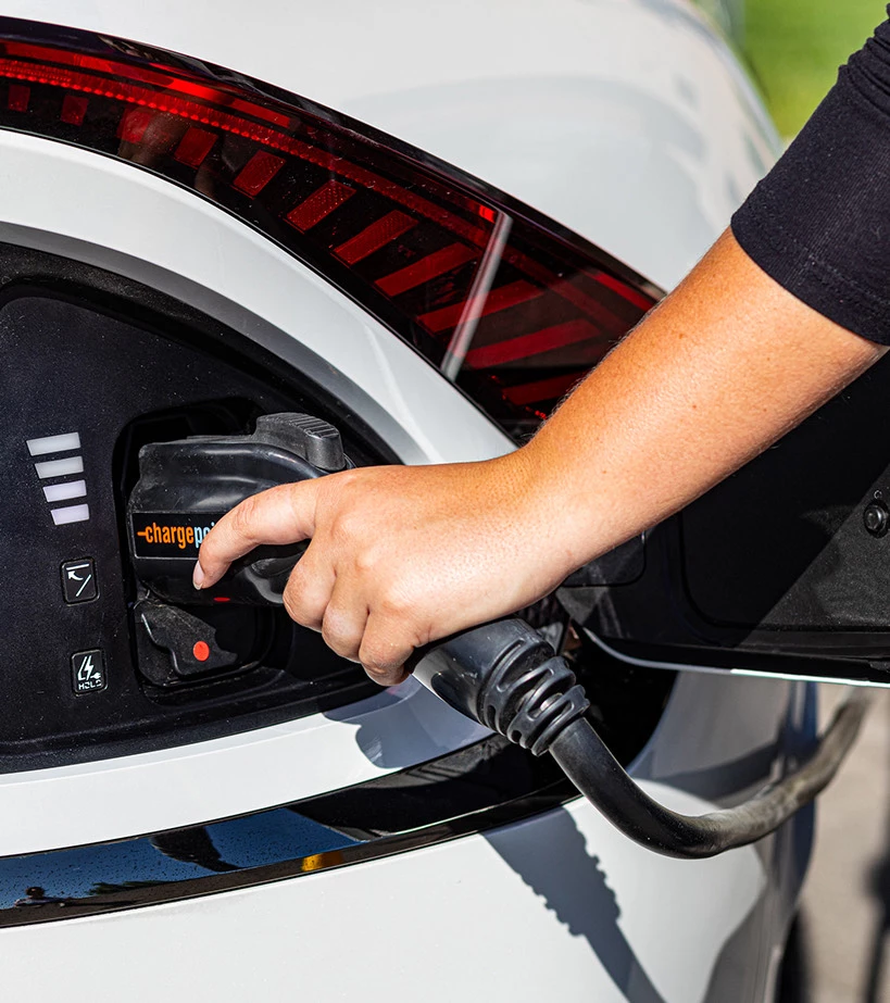 maverick-sustainability-highlights-electricvehiclecharging-64e77fb22eb66.jpg