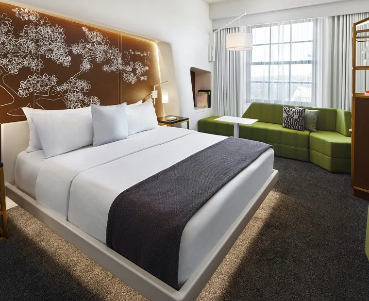 King bed guest room