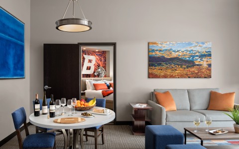 Inn at 500 Capitol Boise State University themed guestroom
