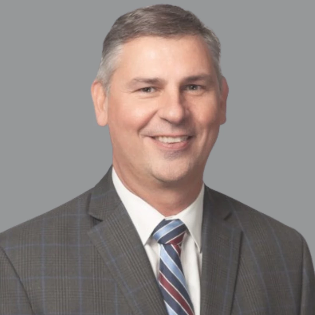 a man in a suit and tie