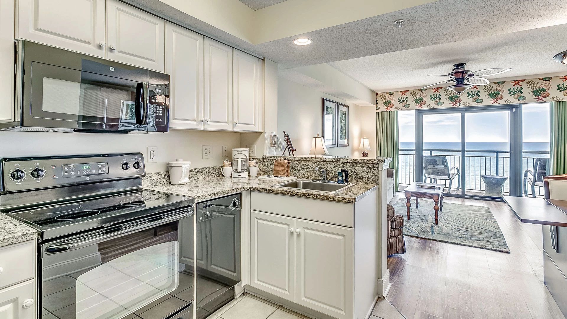 Myrtle Beach Oceanfront Resort | Gallery | Island Vista
