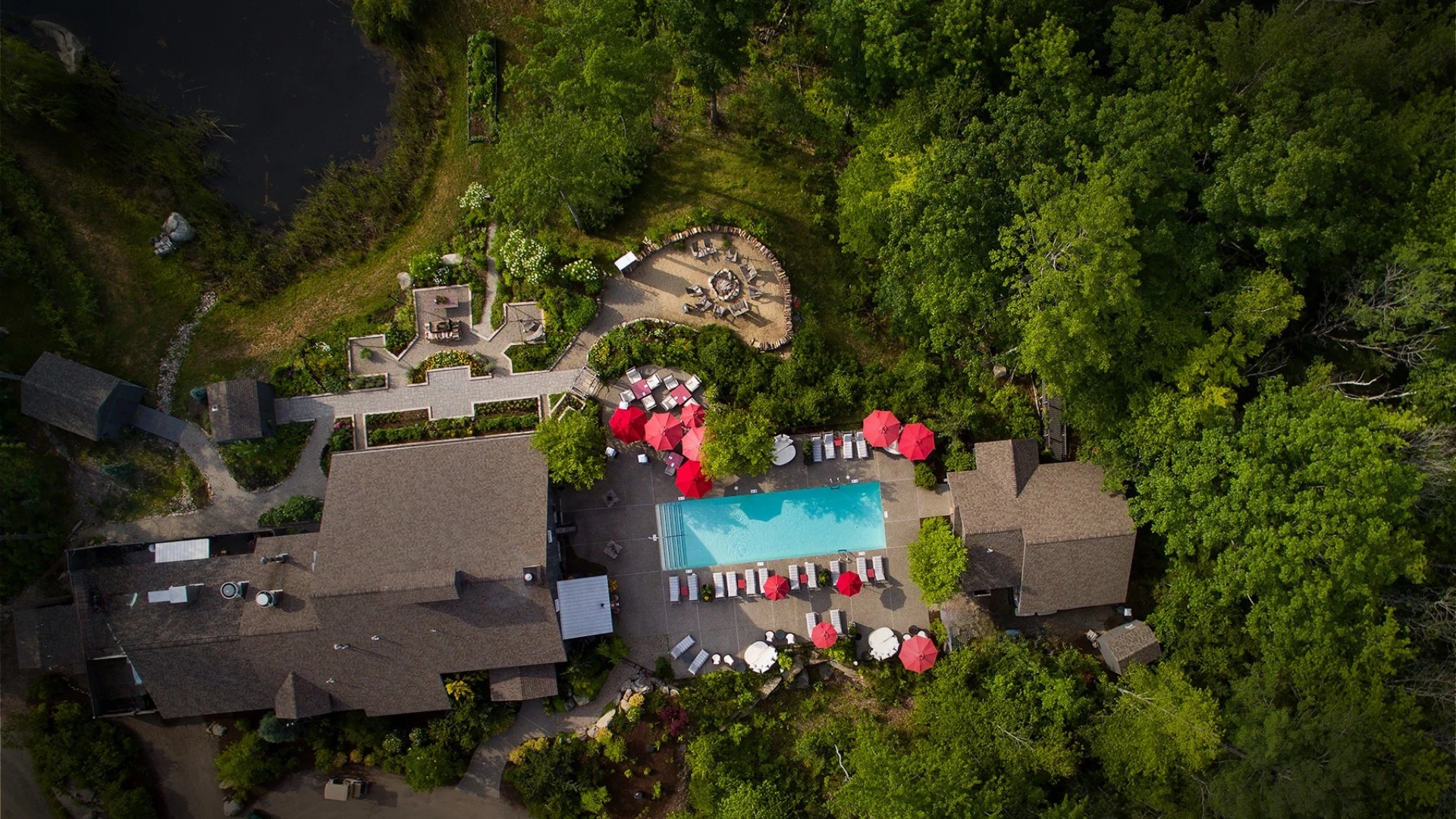 SPF: Sip, Pool, Float offer - Hidden Pond Resort Offer - Hotel in New England - Deal in Kennebunkport, Maine