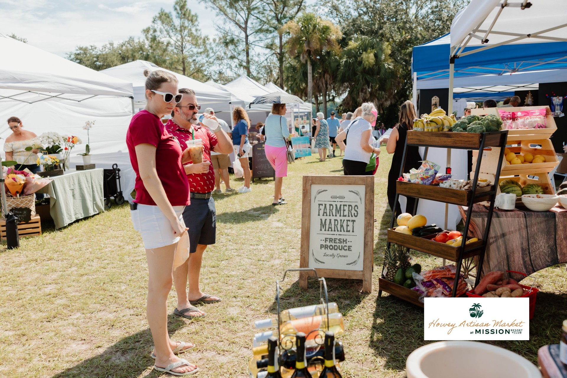 people at a farmers market