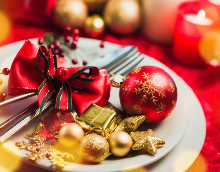 a plate with christmas decorations on it