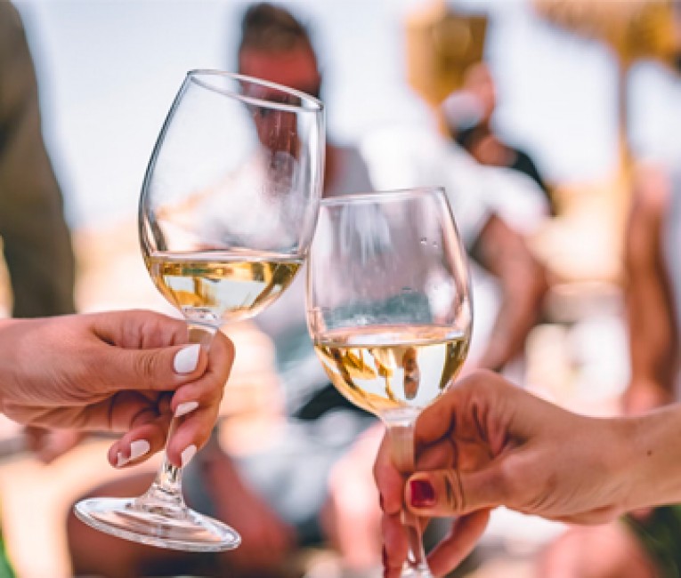 wine glasses clinking