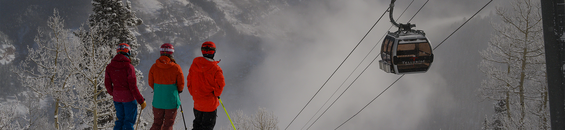 a person on skis in the snow