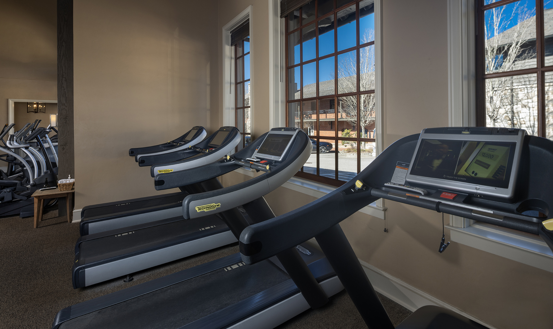 tread treadmills in a room