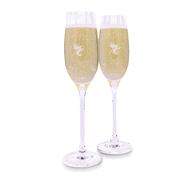 two glasses of champagne with bubbles
