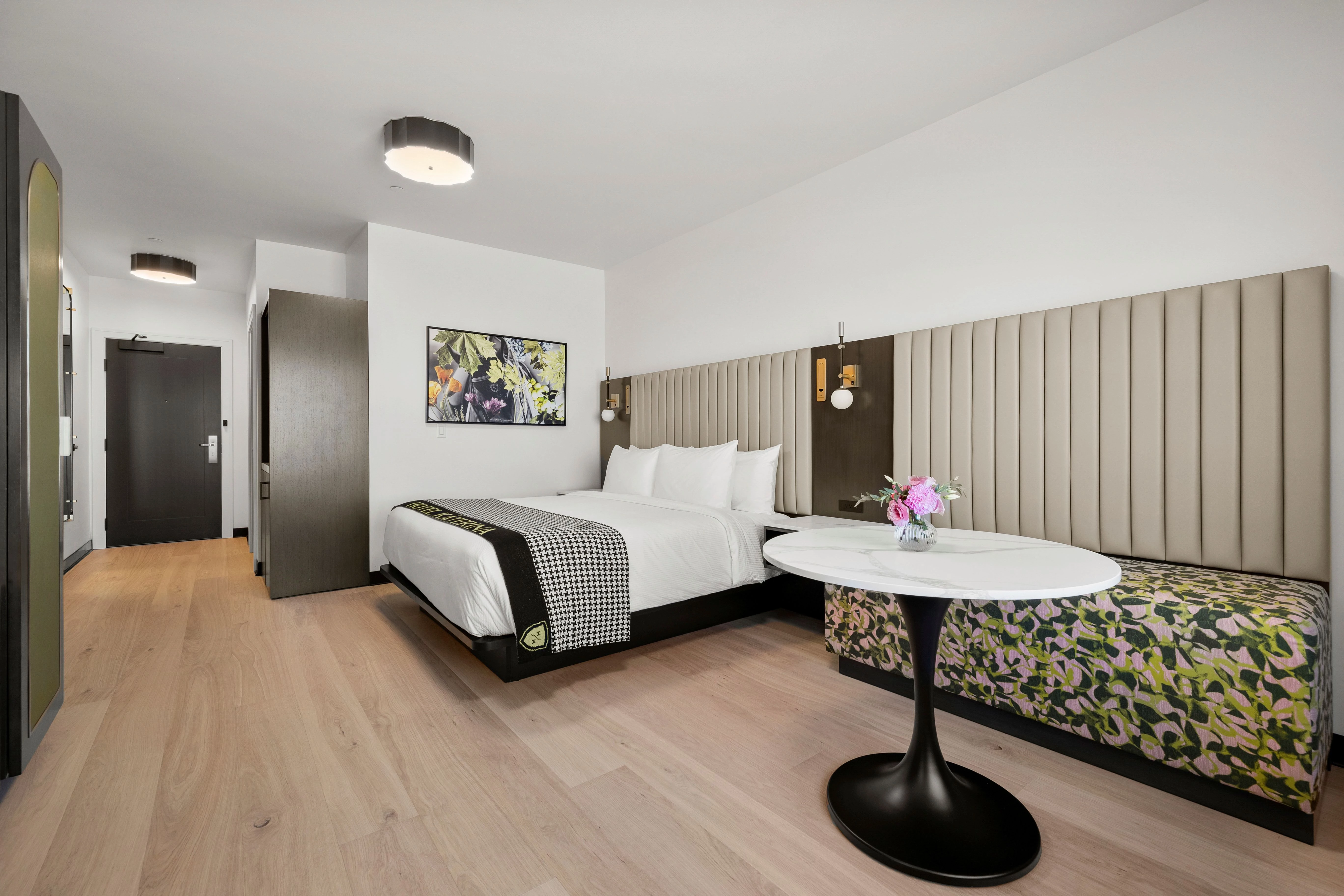 a room with a bed and a table