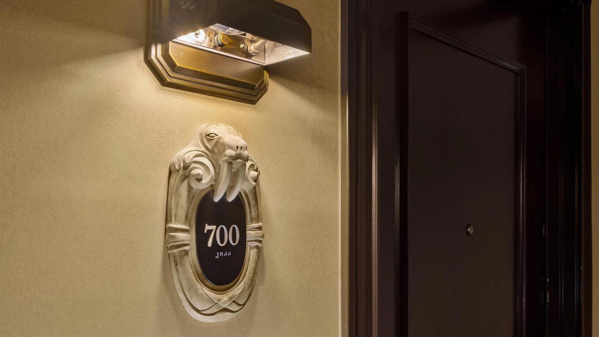 Arctic Club Hotel — photo 19 of 60