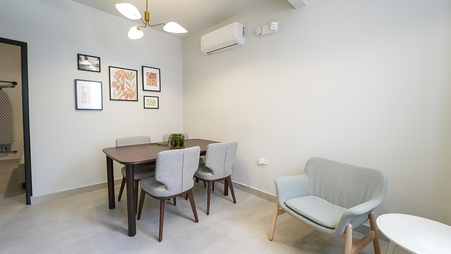 a Contemporary dining area with AC unit