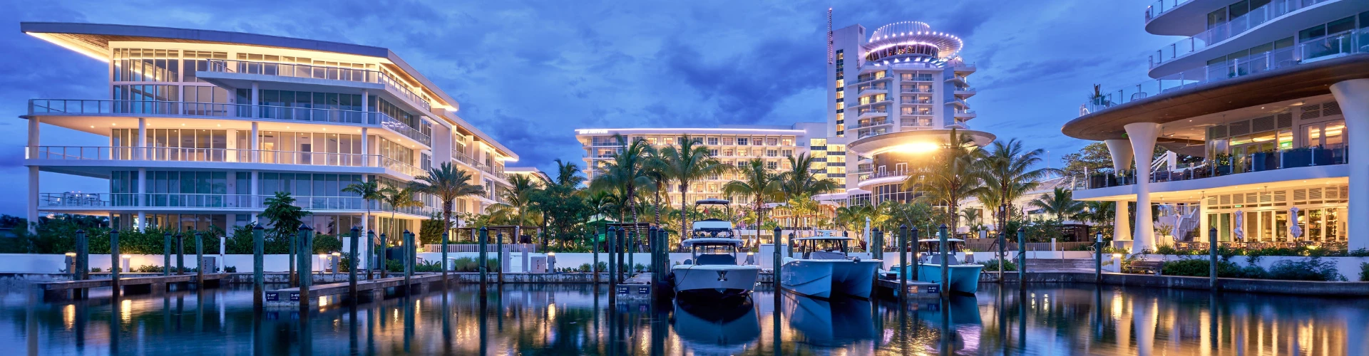 boats in a dock with boats in it