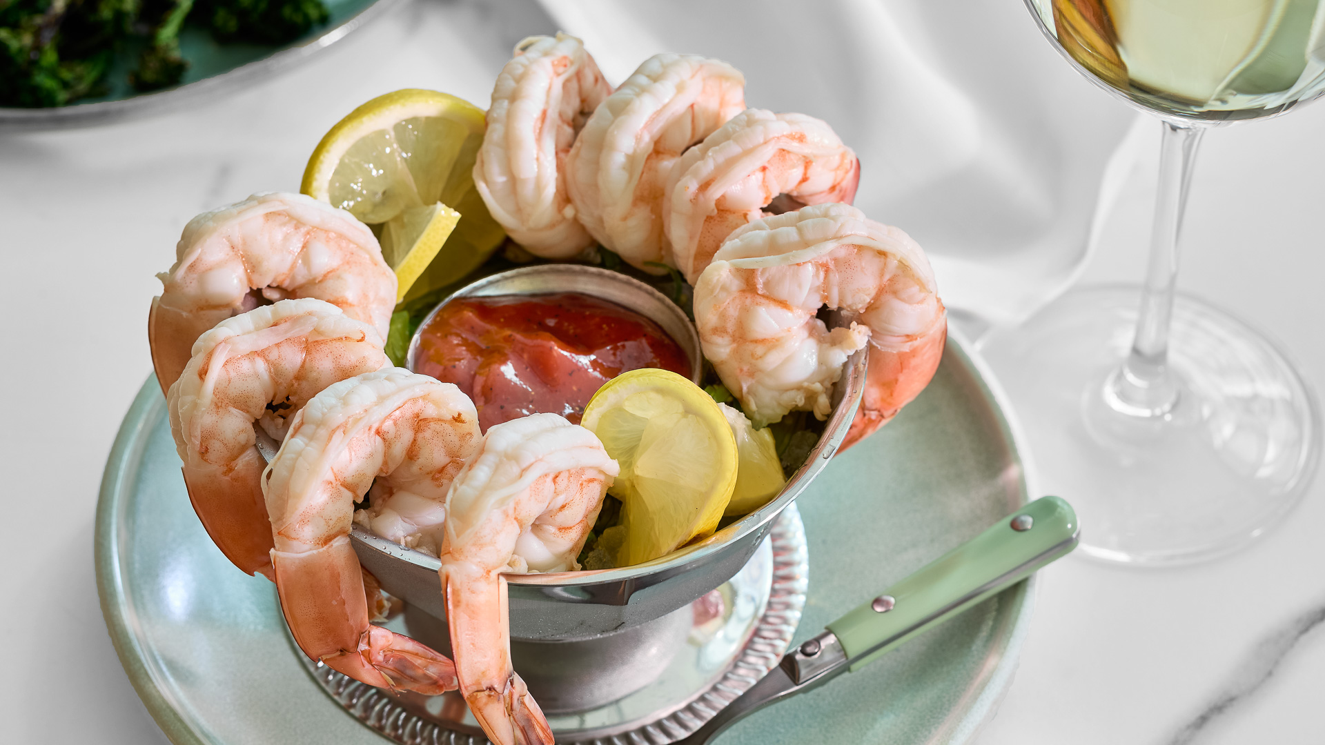 a bowl of shrimp and sauce